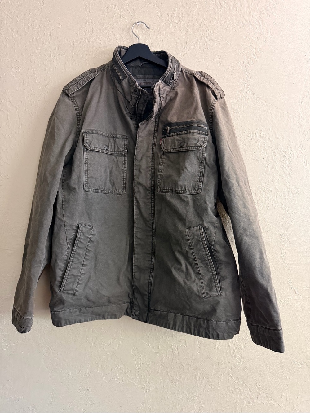 Men's Olive Green Military-Style Bomber Jacket